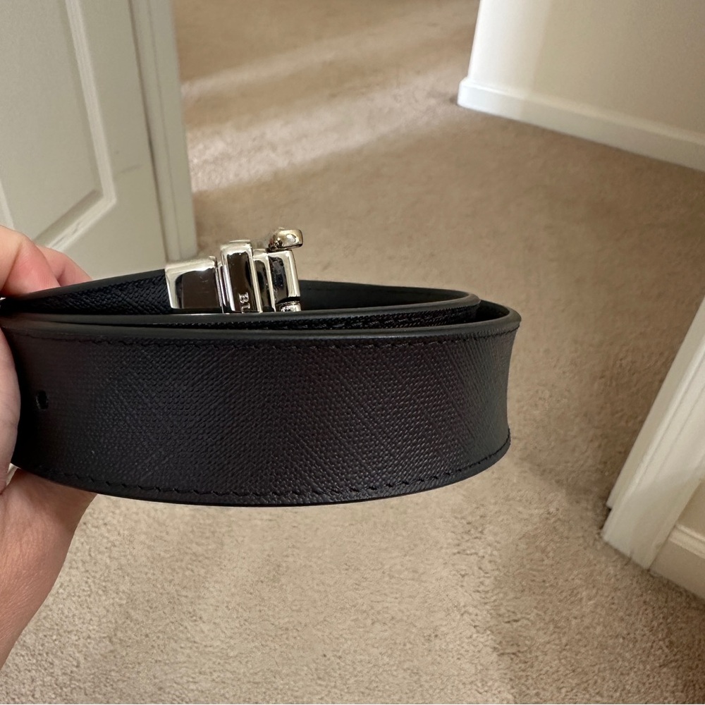 Burberry REVERSIBLE LONDON CHECK AND LEATHER BELT - Picture 6 of 14